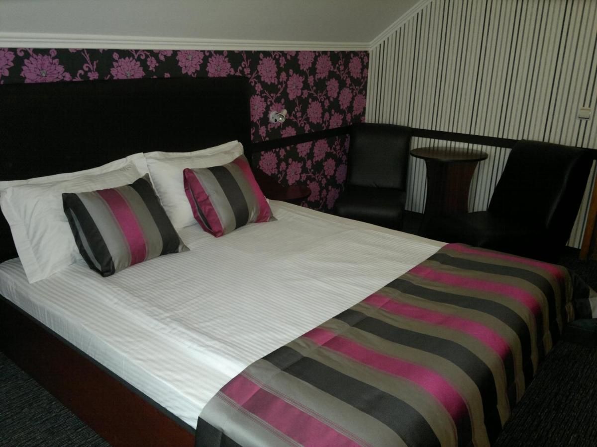 Отель Hotel Jagoda 88 София