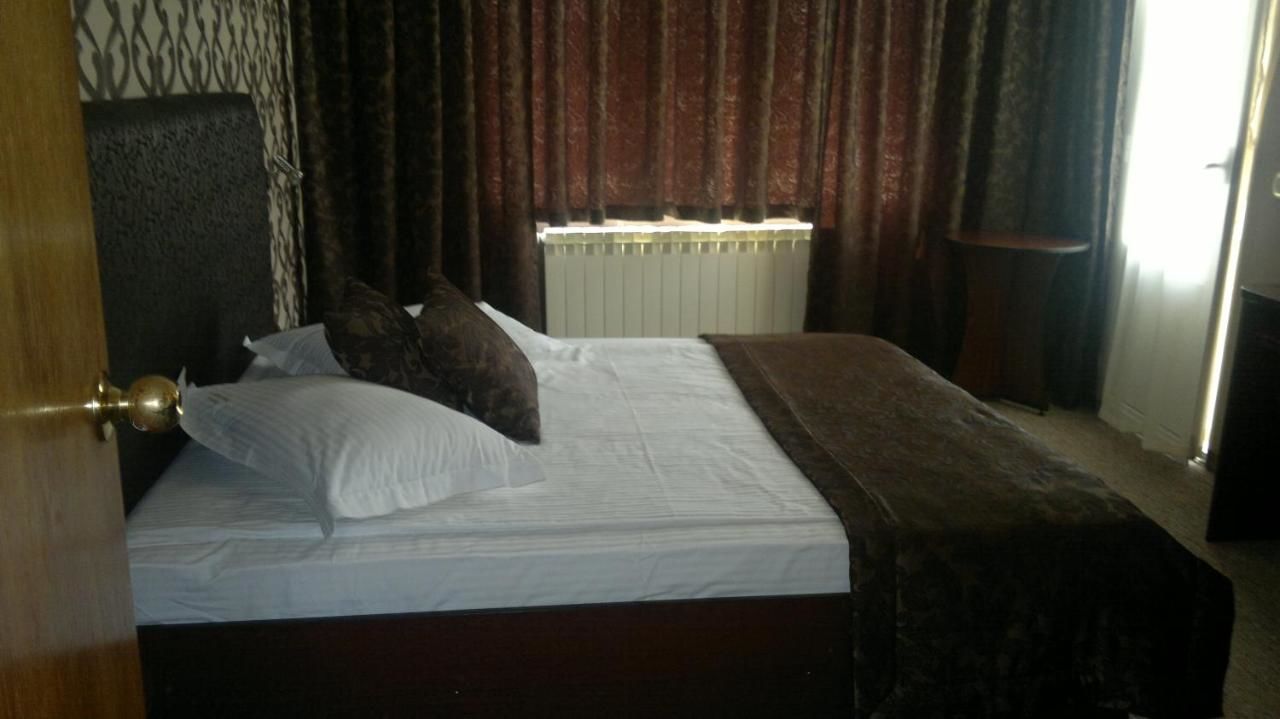 Отель Hotel Jagoda 88 София