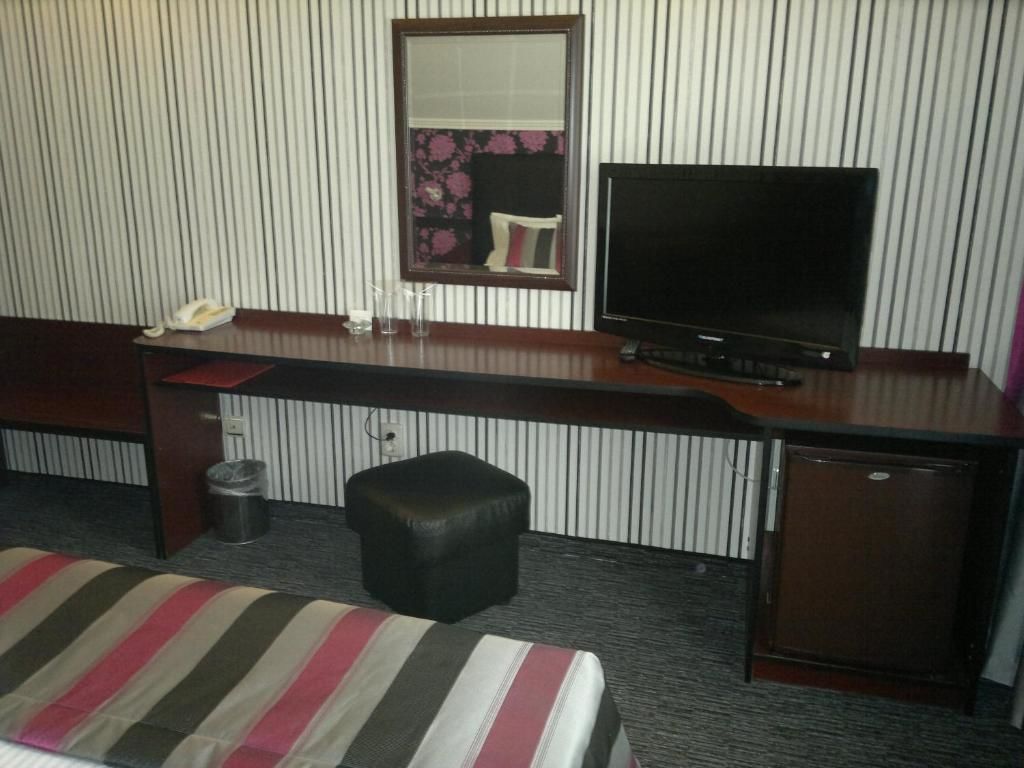 Отель Hotel Jagoda 88 София