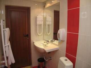 Отель Hotel Jagoda 88 София Двухместный номер с 1 кроватью или 2 отдельными кроватями-27
